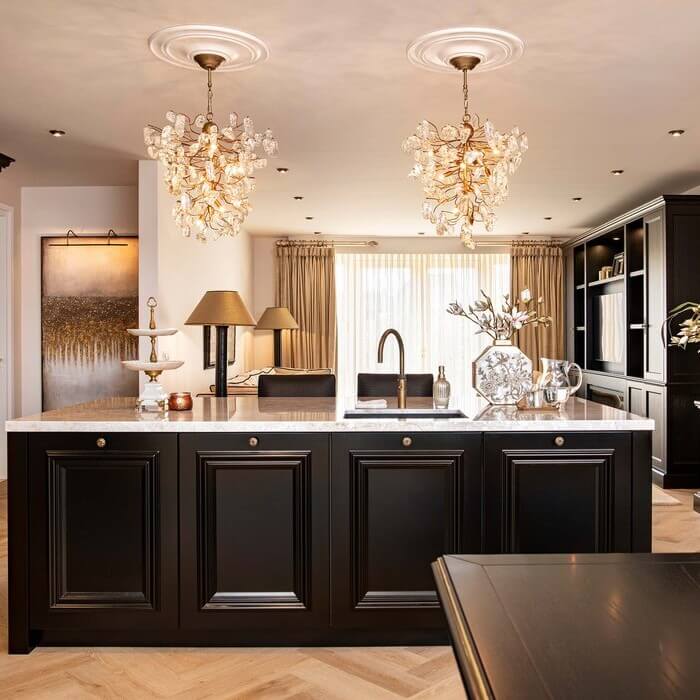 Binnenkijker: geplaatste klassieke keuken in samenwerking met Maison Sucre