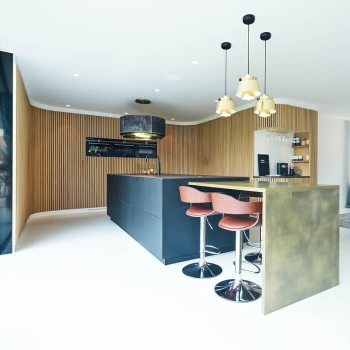 Binnenkijker Tieleman-keuken te Willemstad: prachtige Mereno Milano met Dekker Dekton aanrechtblad