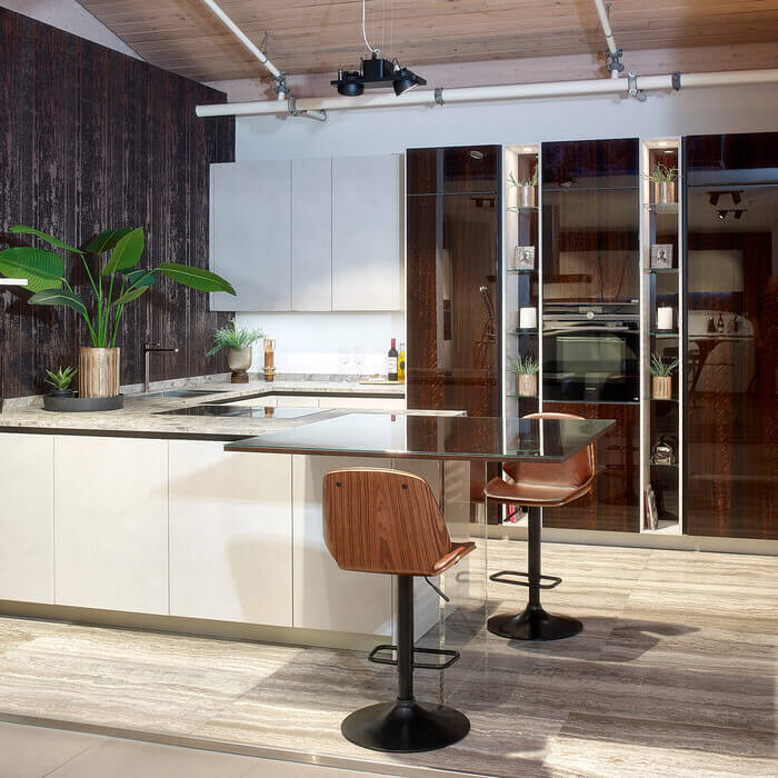 Nieuwe showroomkeuken bij Tieleman Keukens: Snaidero Look met Siemens en Bora