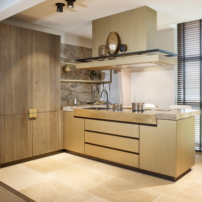 Keukeninspiratie; Schiereiland, praktisch en functioneel