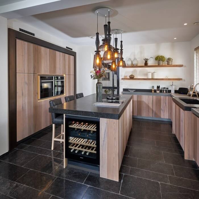 Binnenkijker; Geplaatste Tieleman-keuken in Alblasserdam