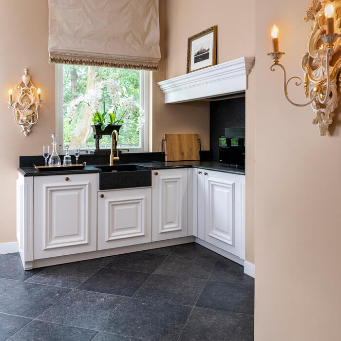 Binnenkijker: geplaatste klassieke Tieleman-Maison Sucre keuken (by Mereno)