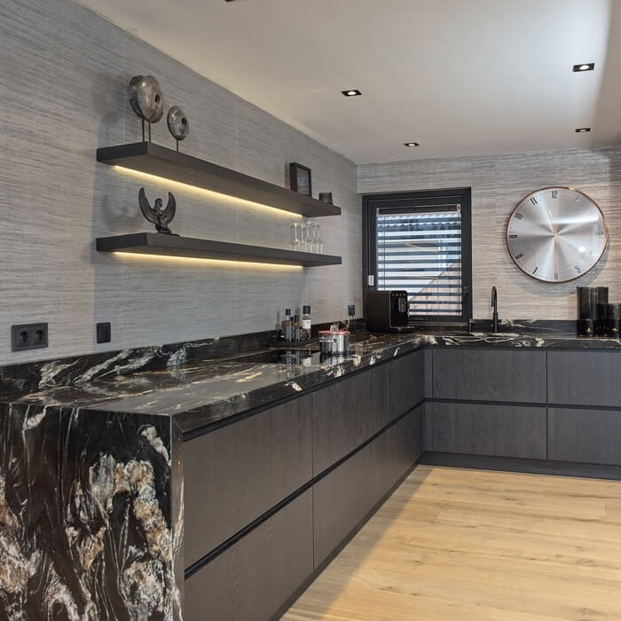 Binnenkijker: Hotel Chique Mereno keuken en interieur in Stellendam