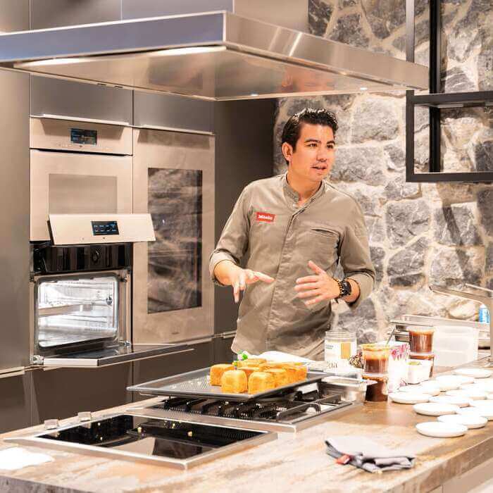 Kookdemo met Miele Pearl Beige op de Woon & Lifestyle Beurs