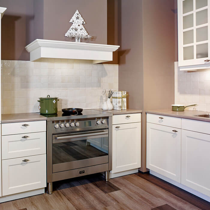  Showroomkeuken in de aanbieding: landelijke Keller Larissa