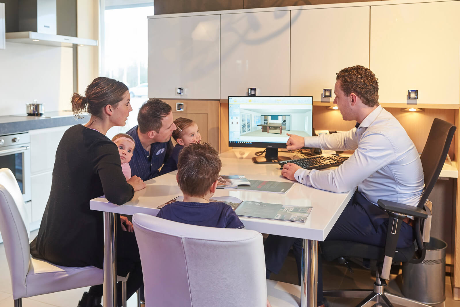 Laat u op papier inspireren voordat u aan de slag gaat met de online keukenplanner