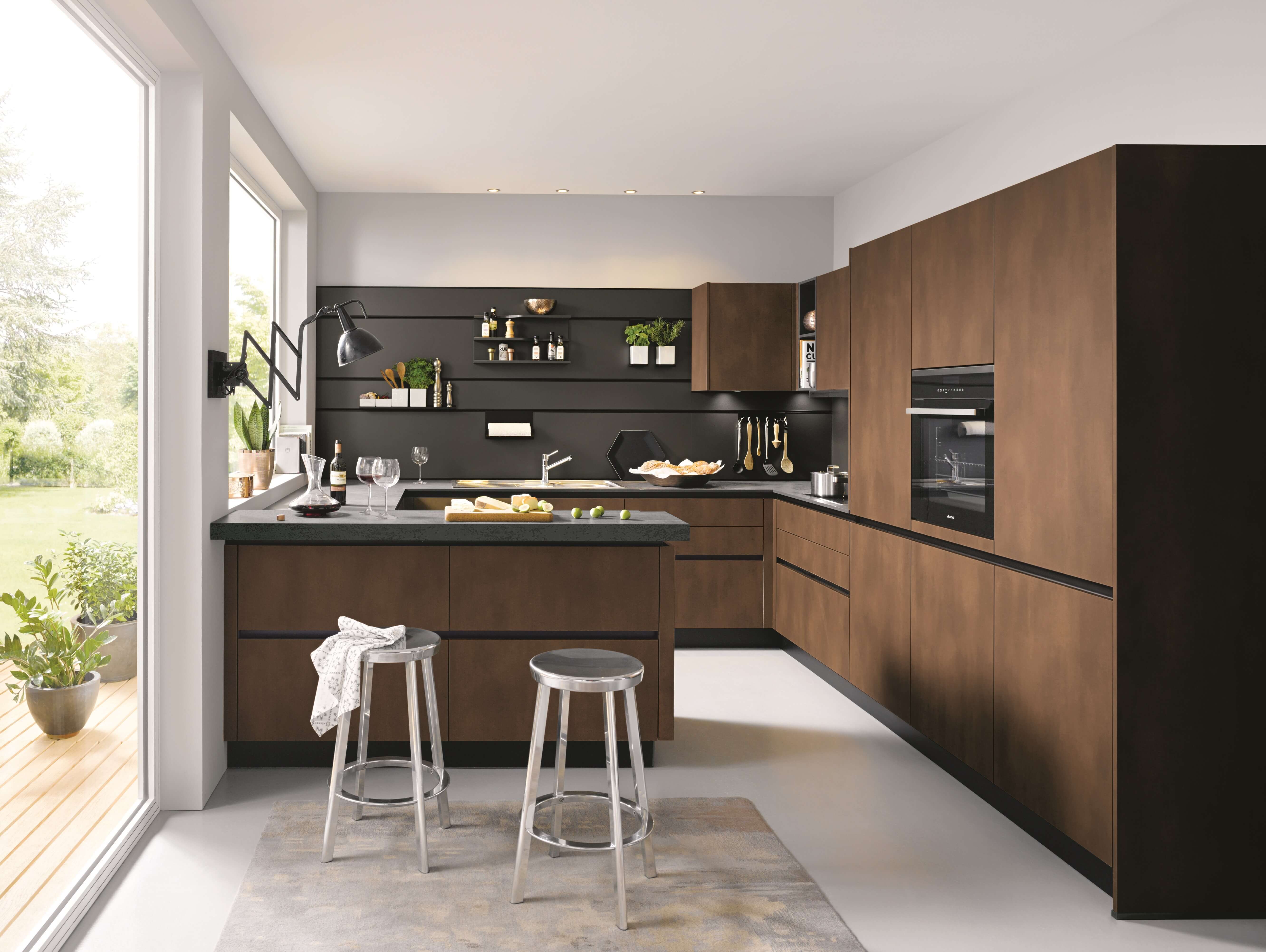 Keuken met zwarte accenten