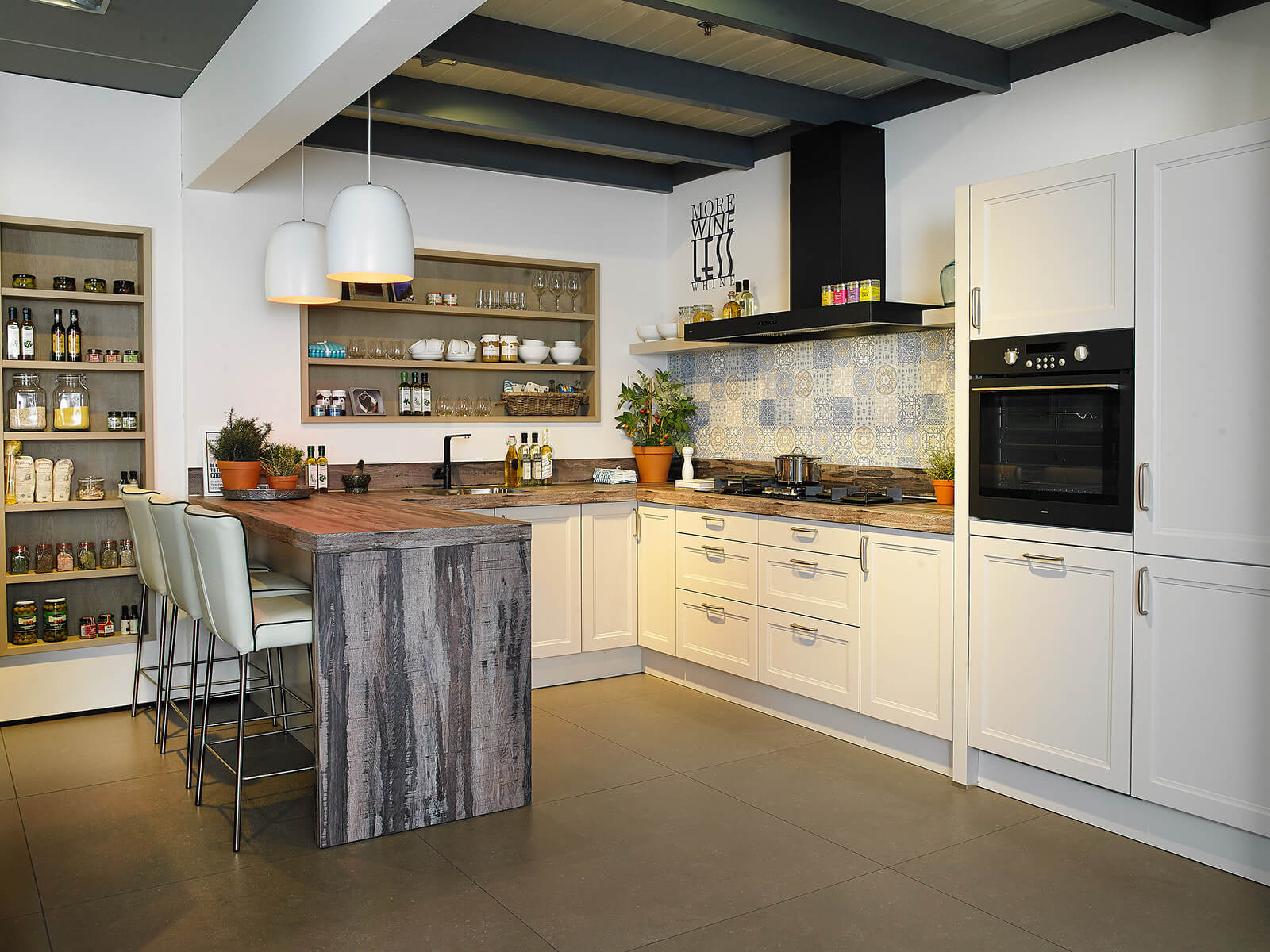 Showroomkeuken in de aanbieding