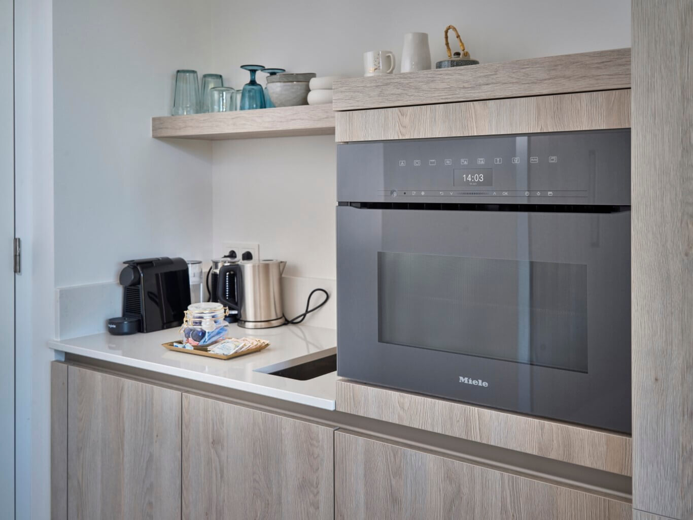 Miele apparatuur in geplaatste Tieleman-keuken
