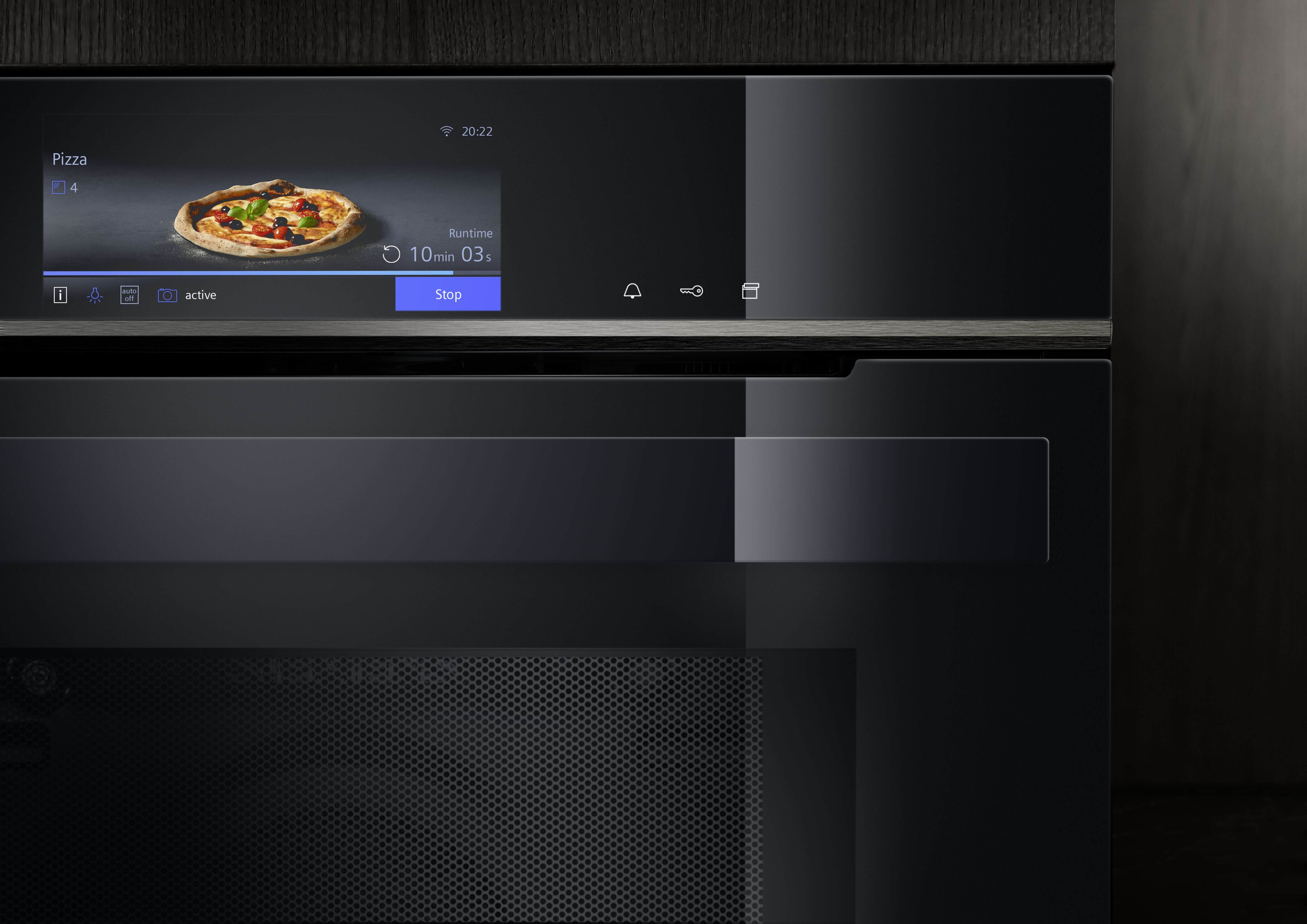 Perfect gebakken gerecht in de Siemens iQ700-oven met AI en camera voor nauwkeurige bruiningscontrole.